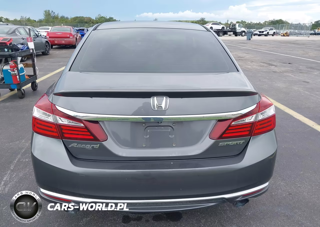 2017 Honda Accord Sport VIN:1HGCR2F51HA077324 - 16