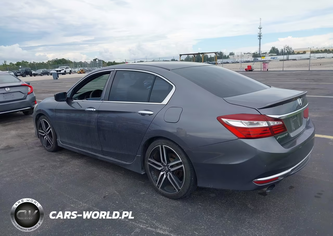 2017 Honda Accord Sport VIN:1HGCR2F51HA077324 - 3