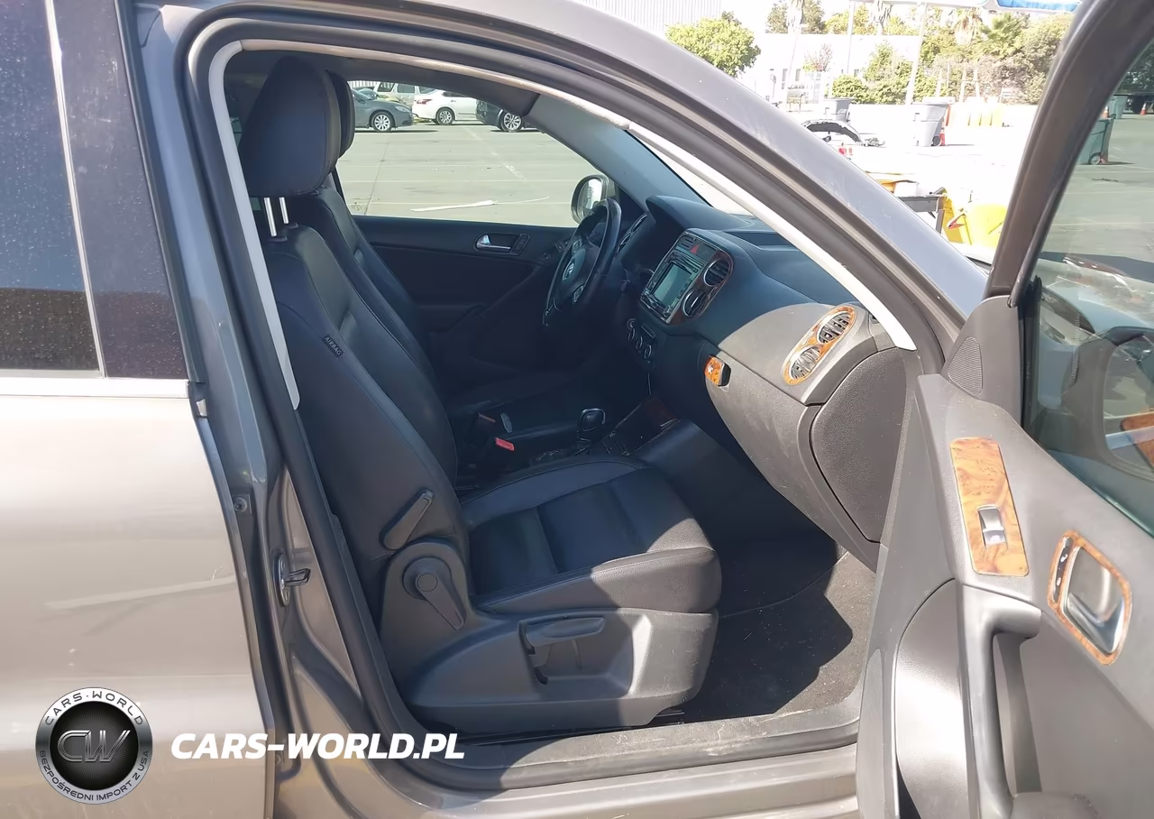 2011 Volkswagen Tiguan Se VIN:WVGAV7AX5BW535234 - 5
