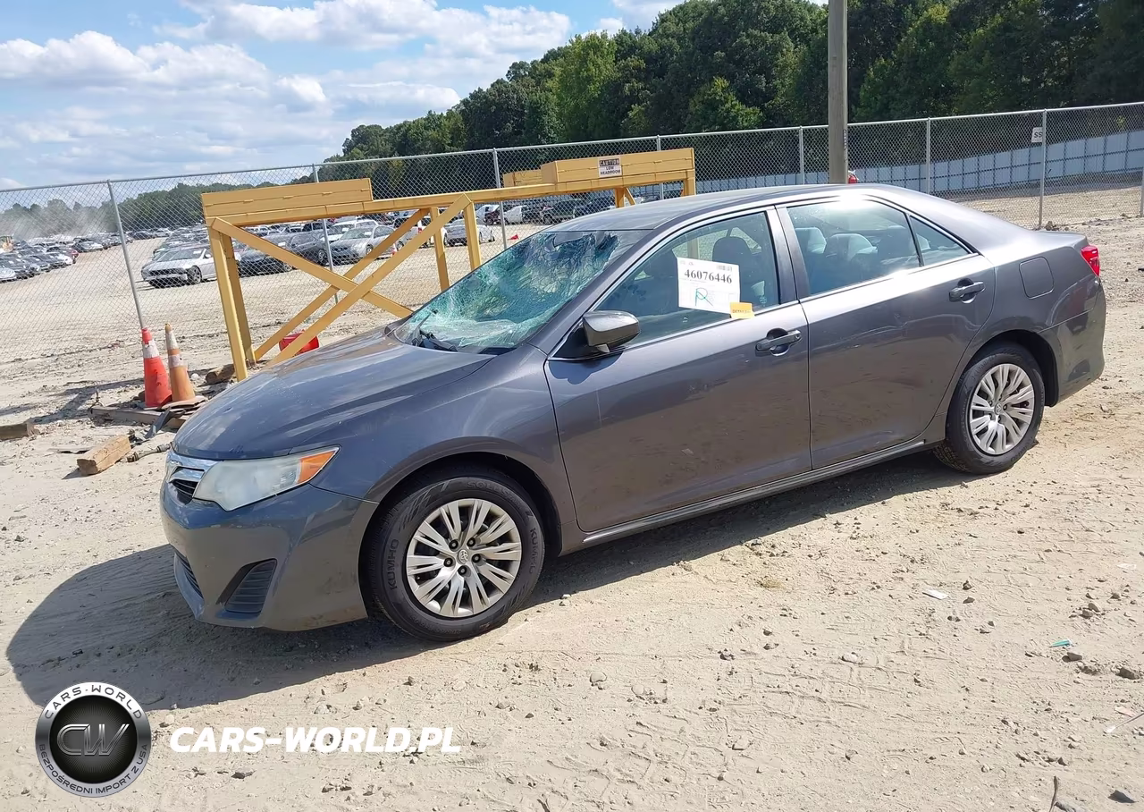 2014 Toyota Camry Le VIN:4T1BF1FK2EU427004 - 2