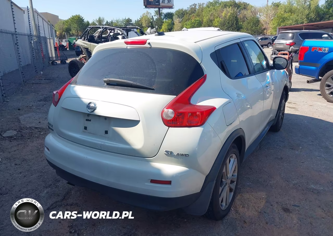 2011 Nissan Juke Sl VIN:JN8AF5MV4BT015919 - 4