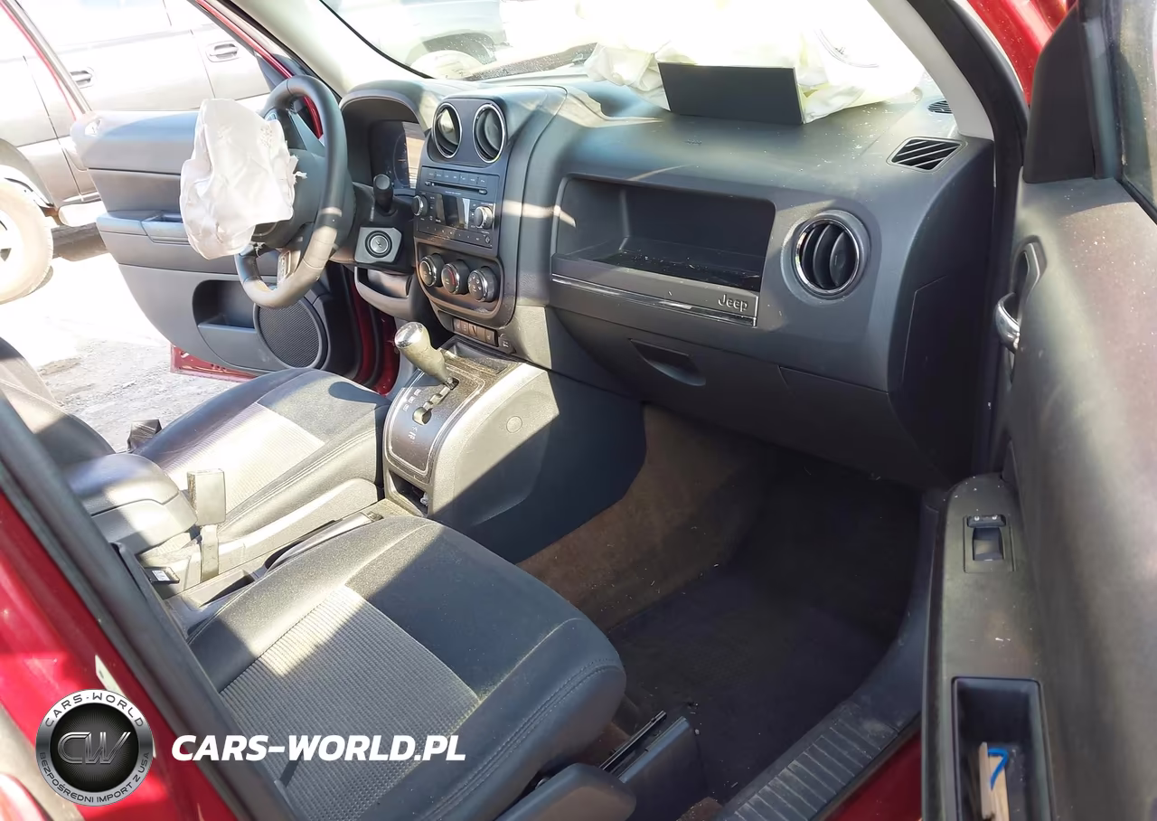 2014 Jeep Patriot Latitude VIN:1C4NJPFA9ED508785 - 5