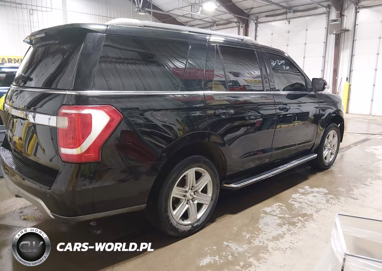 2018 Ford Expedition Xlt VIN:1FMJU1JT4JEA00851 - 4
