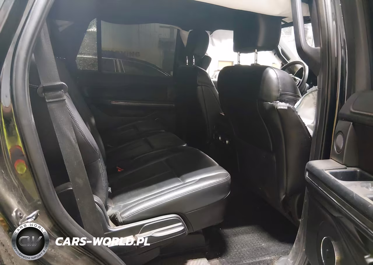 2018 Ford Expedition Xlt VIN:1FMJU1JT4JEA00851 - 8