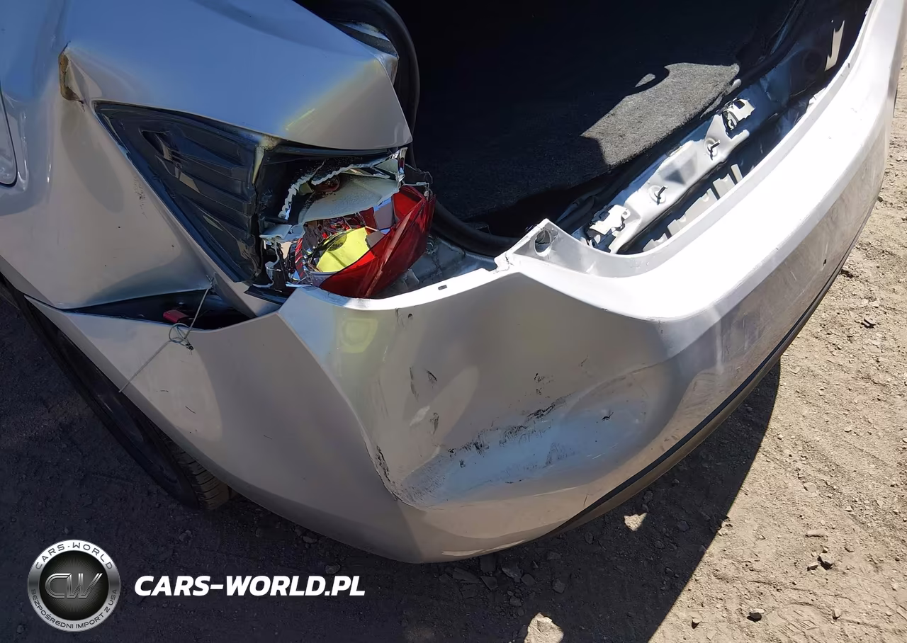 2015 Toyota Corolla Le VIN:2T1BURHE9FC336312 - 6