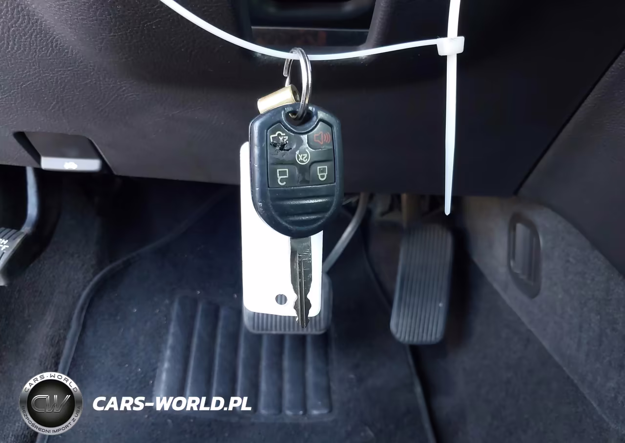 2013 Ford Taurus Limited VIN:1FAHP2F81DG150516 - 11