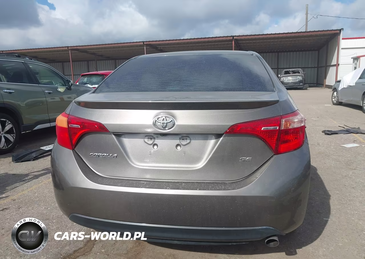 2018 Toyota Corolla Le VIN:5YFBURHE2JP855324 - 16