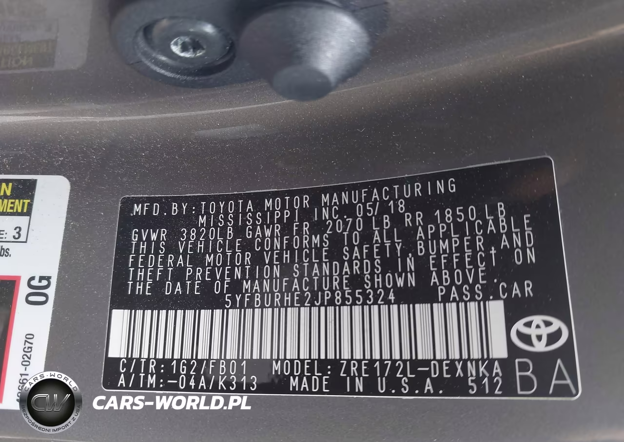 2018 Toyota Corolla Le VIN:5YFBURHE2JP855324 - 9