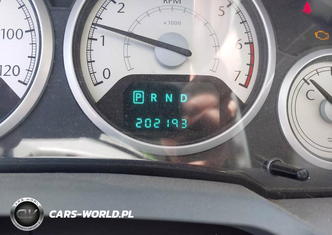 2008 Chrysler Town & Country Limited VIN:2A8HR64X28R718985 - 7