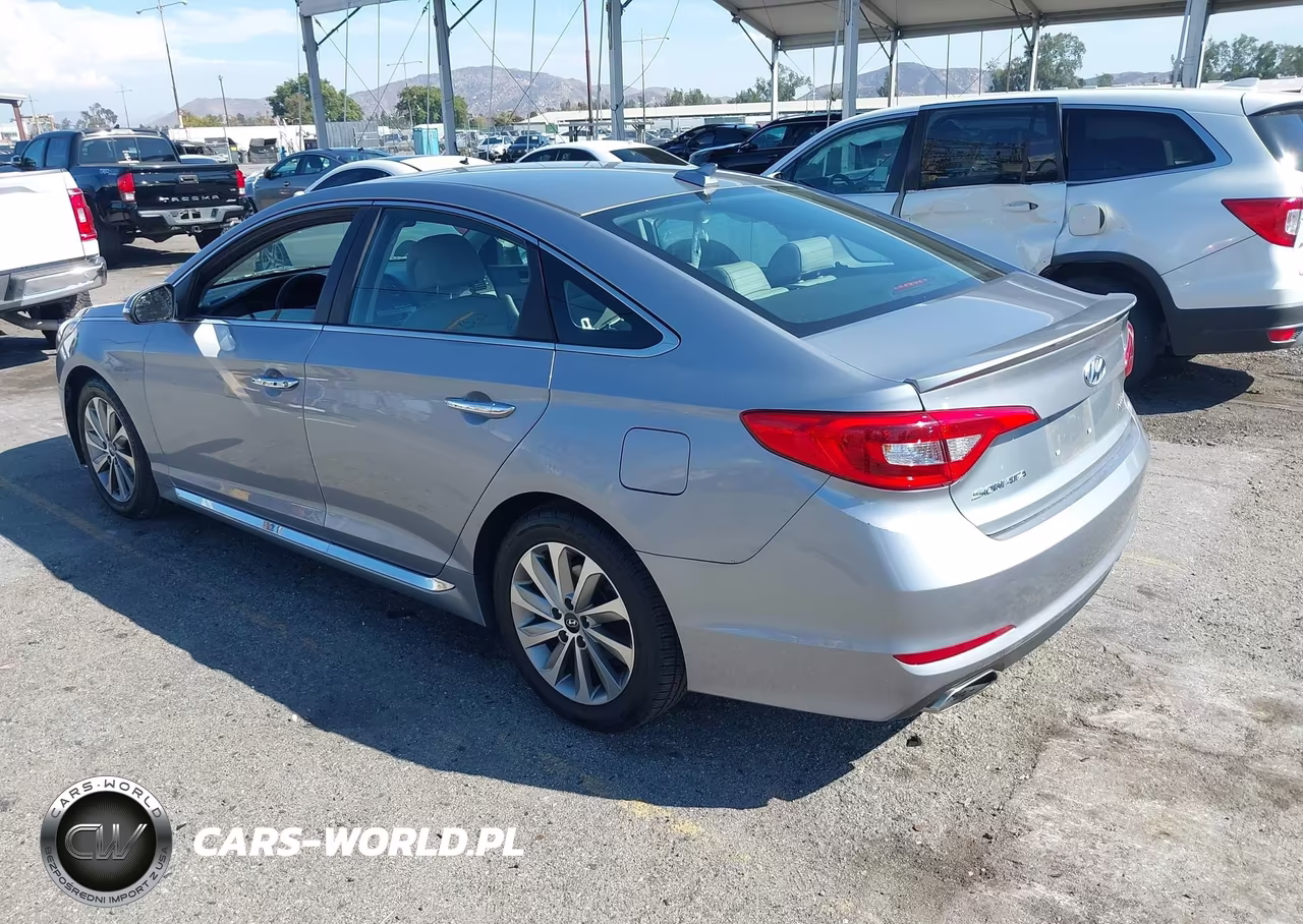 2017 Hyundai Sonata Sport VIN:5NPE34AF2HH547616 - 3