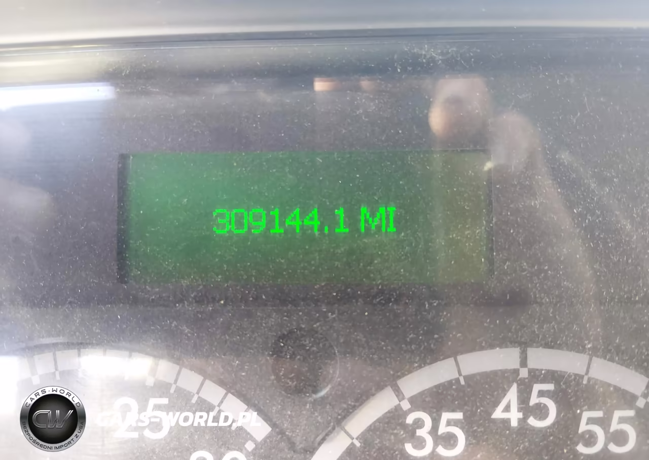 2019 Freightliner M2 106 VIN:1FVACWD20KHKX9114 - 5