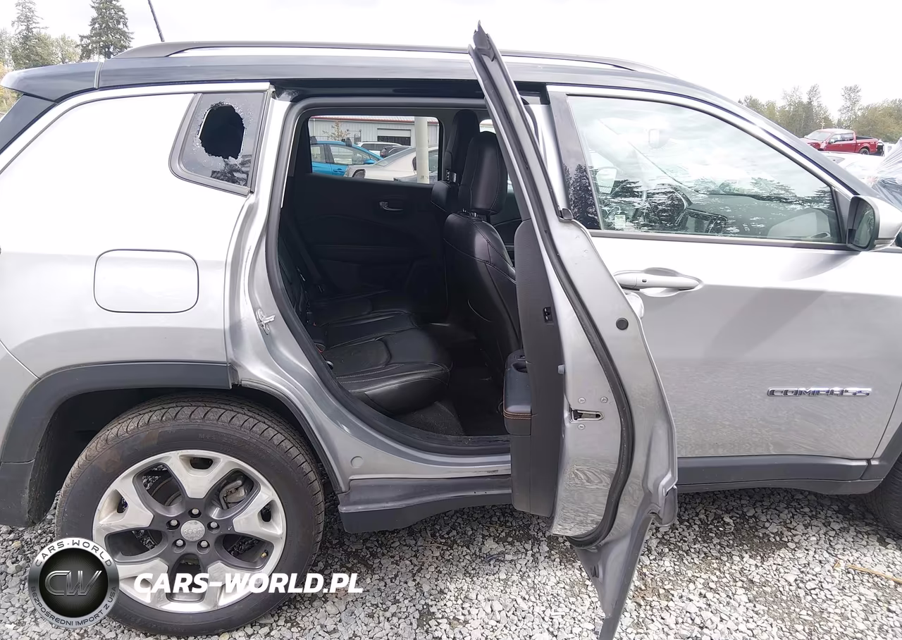 2018 Jeep Compass Limited 4X4 VIN:3C4NJDCB8JT401016 - 8
