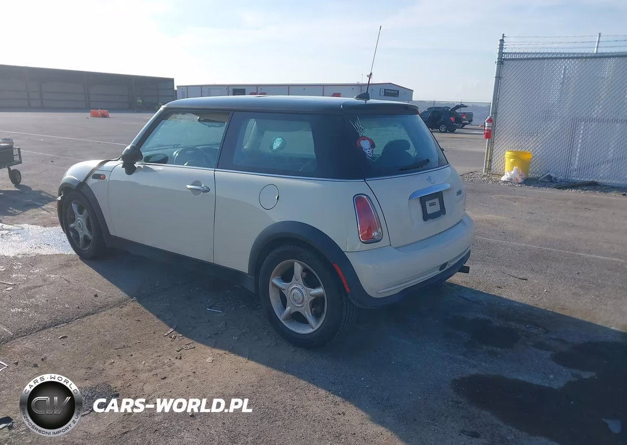 2006 Mini Cooper VIN:WMWRC33526TJ78200 - 3