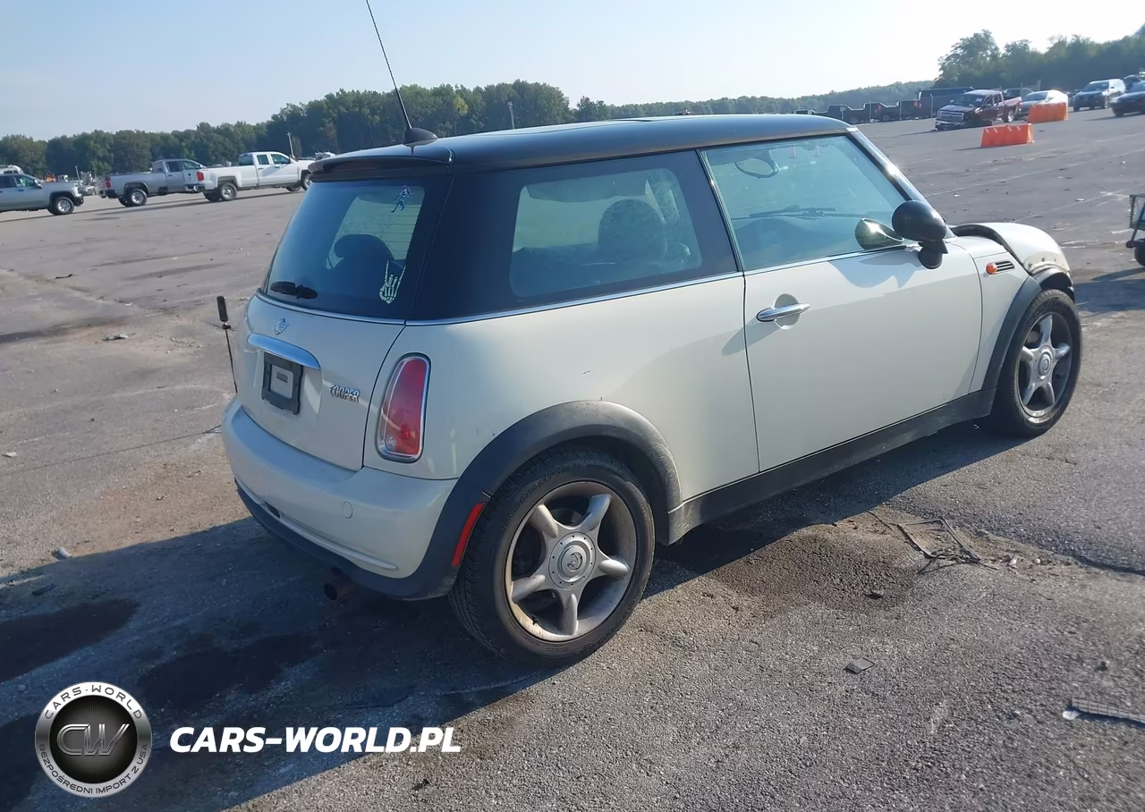 2006 Mini Cooper VIN:WMWRC33526TJ78200 - 4