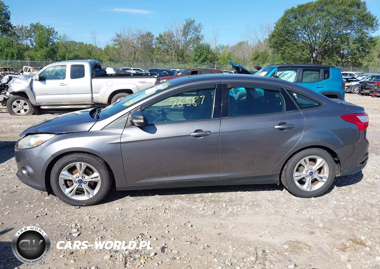 2014 Ford Focus Se VIN:1FADP3F26EL166140 - 14