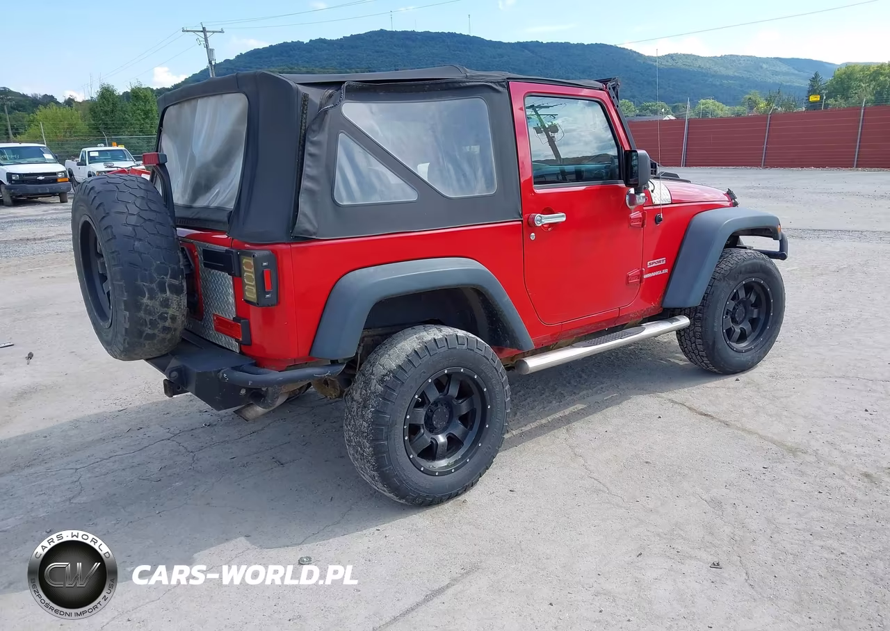 2010 Jeep Wrangler Sport VIN:1J4AA2D14AL110219 - 4