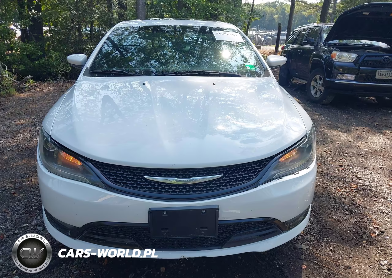 2015 Chrysler 200 S VIN:1C3CCCBG6FN672919 - 11