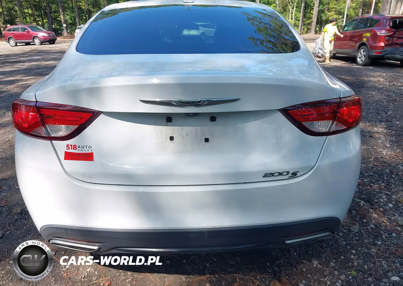 2015 Chrysler 200 S VIN:1C3CCCBG6FN672919 - 15