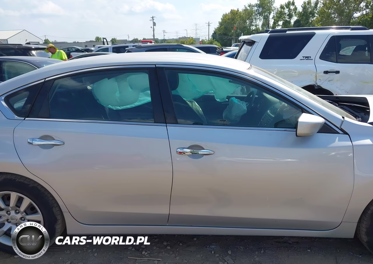 2017 Nissan Altima 2.5 S VIN:1N4AL3APXHC179642 - 14