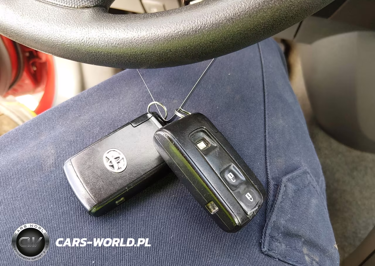 2007 Toyota Prius VIN:JTDKB20UX73229828 - 11