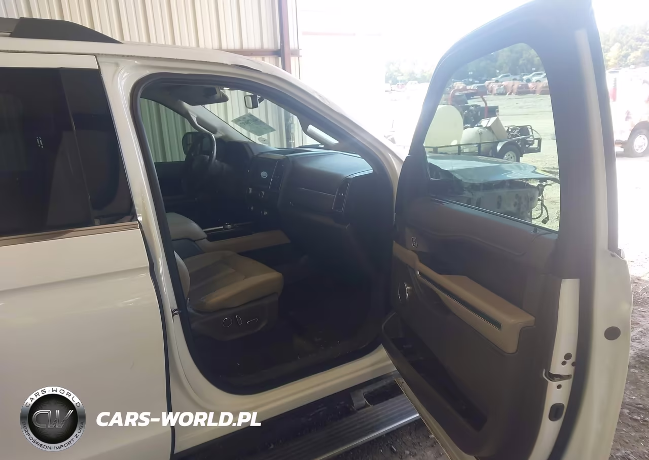 2018 Ford Expedition Max Limited VIN:1FMJK1KT8JEA05104 - 5
