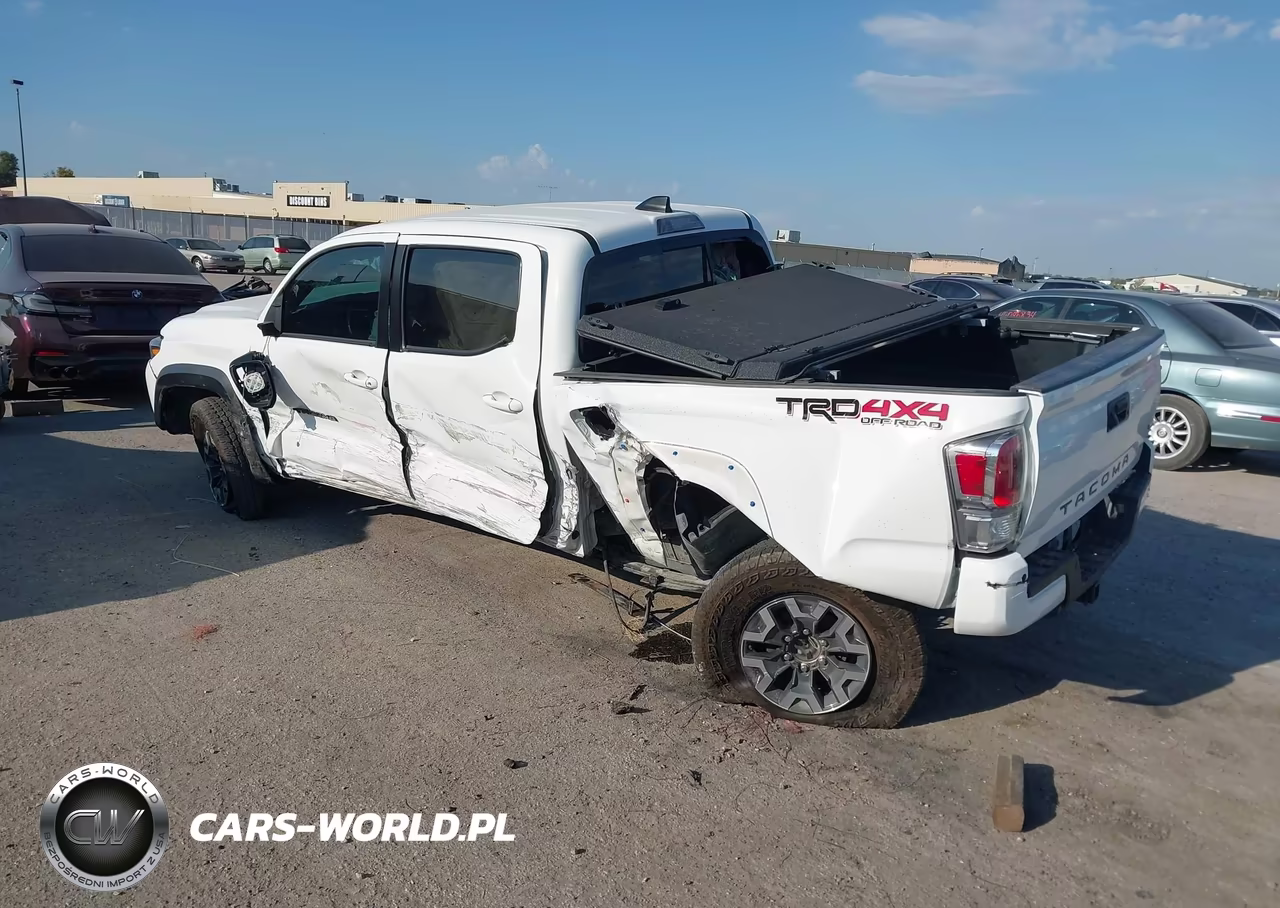 2023 Toyota Tacoma Trd Off Road VIN:3TMCZ5AN6PM642059 - 3