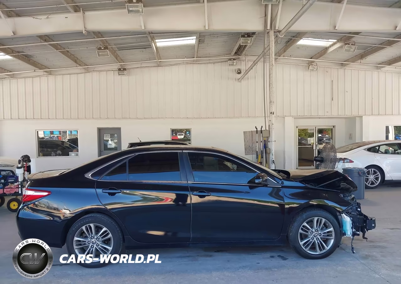 2015 Toyota Camry Se VIN:4T1BF1FK4FU478389 - 14
