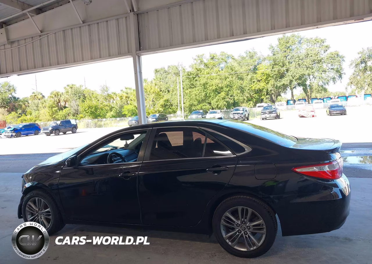 2015 Toyota Camry Se VIN:4T1BF1FK4FU478389 - 15