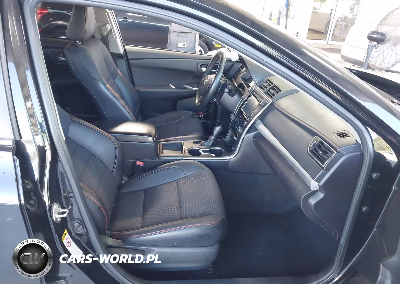 2015 Toyota Camry Se VIN:4T1BF1FK4FU478389 - 5