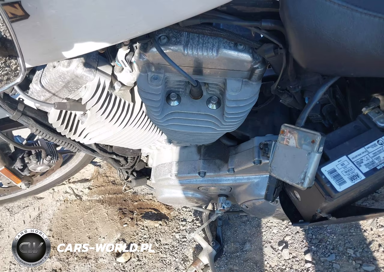 2008 Harley-Davidson Xl883 L VIN:1HD4CR2138K421468 - 9