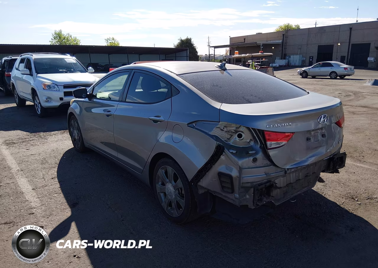 2013 Hyundai Elantra Limited VIN:KMHDH4AE2DU664970 - 3