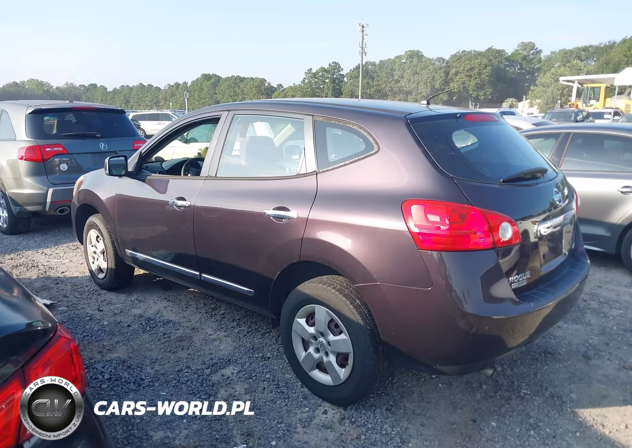 2014 Nissan Rogue Select S VIN:JN8AS5MV9EW700691 - 3