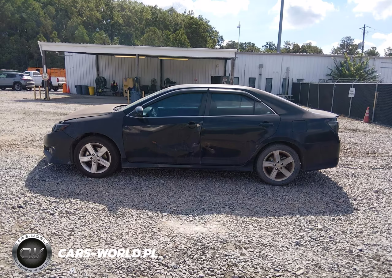 2014 Toyota Camry Se VIN:4T1BF1FK9EU757108 - 14