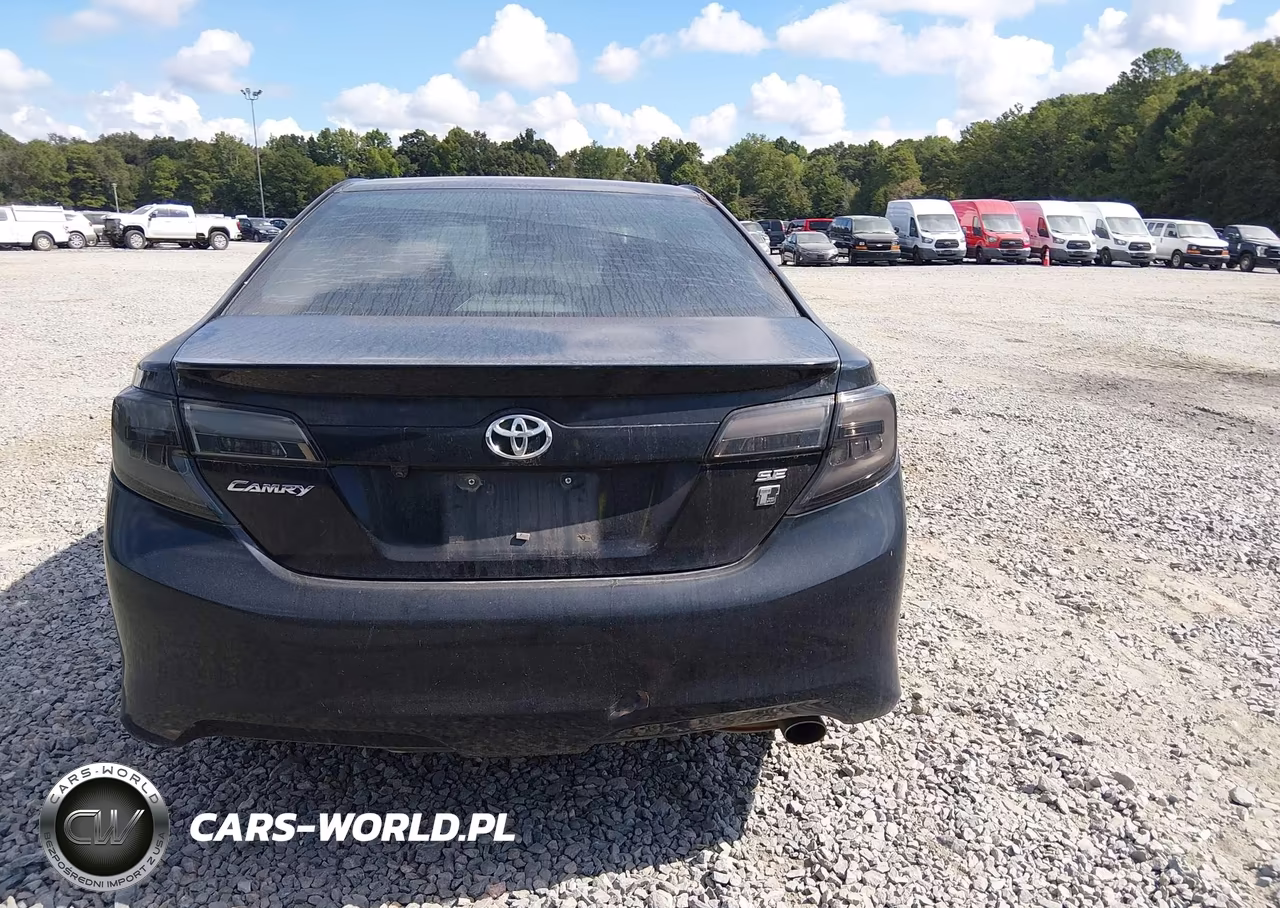 2014 Toyota Camry Se VIN:4T1BF1FK9EU757108 - 16