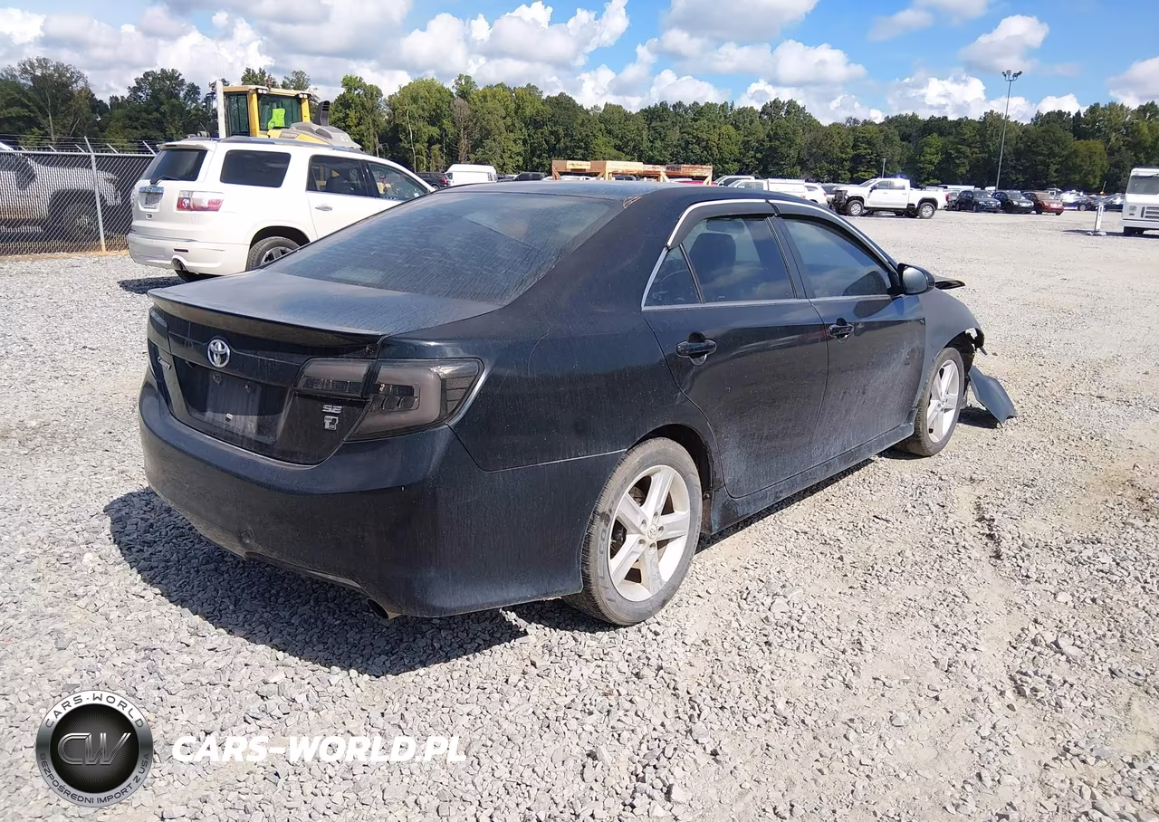 2014 Toyota Camry Se VIN:4T1BF1FK9EU757108 - 4