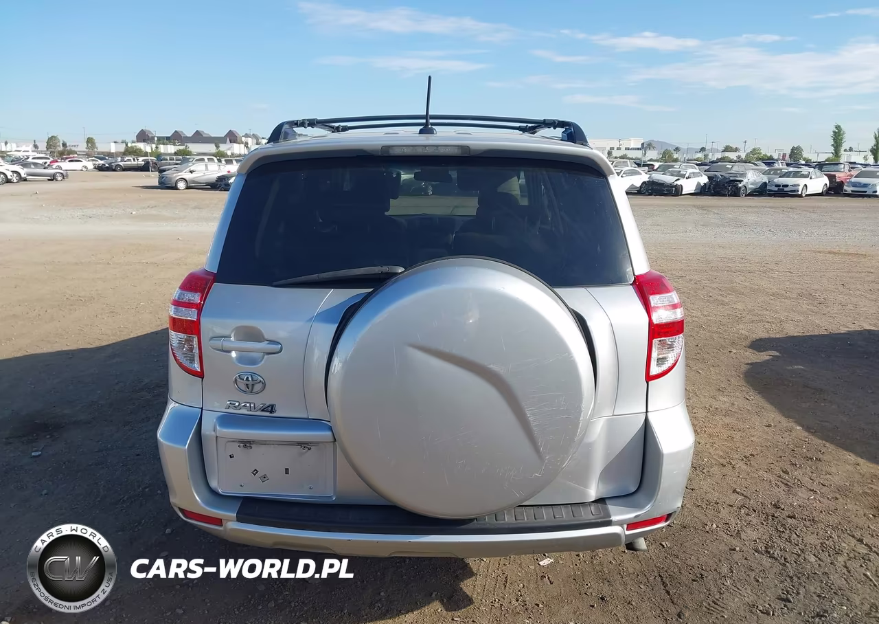 2011 Toyota Rav4 VIN:2T3ZF4DV0BW063844 - 16