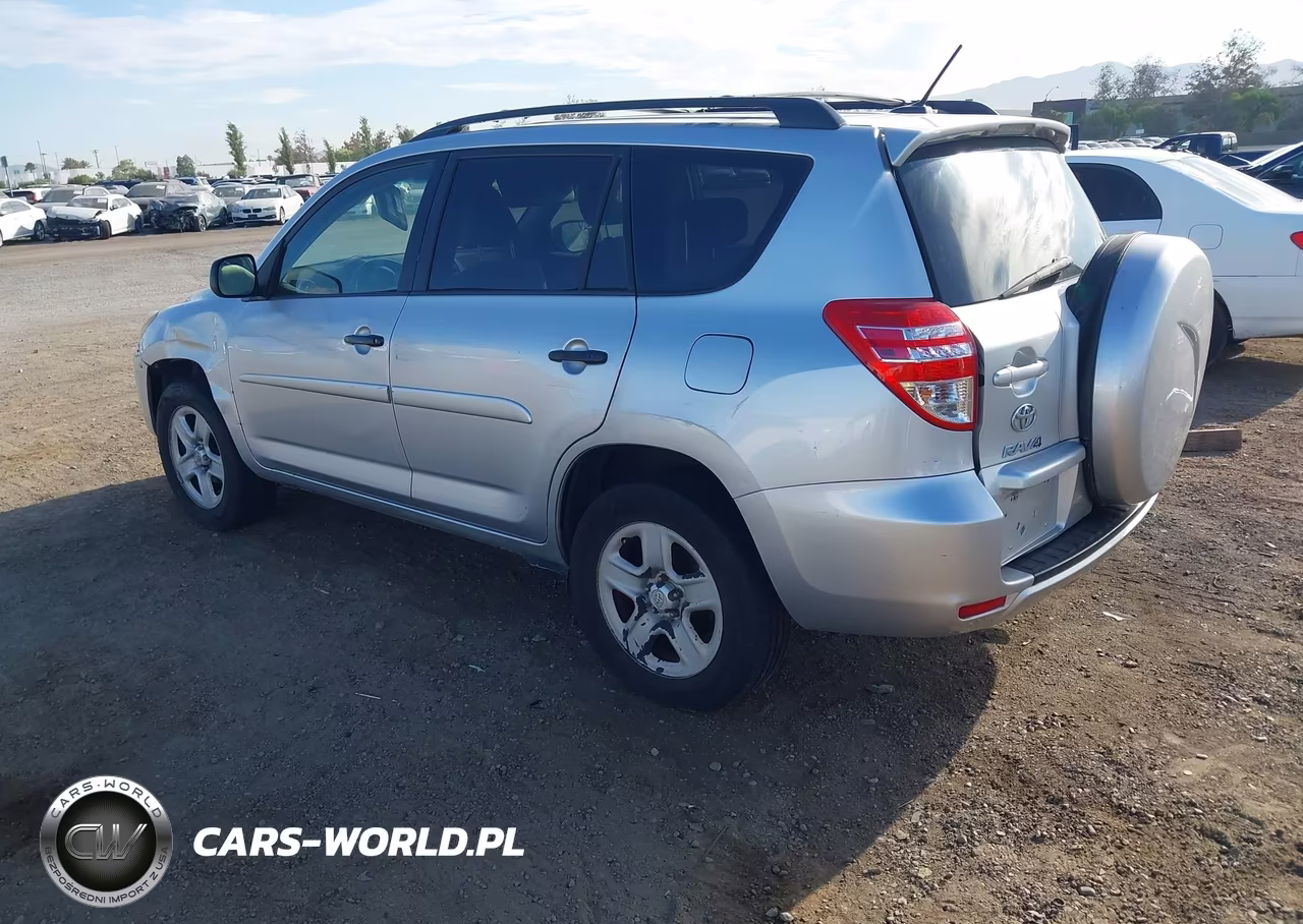 2011 Toyota Rav4 VIN:2T3ZF4DV0BW063844 - 3