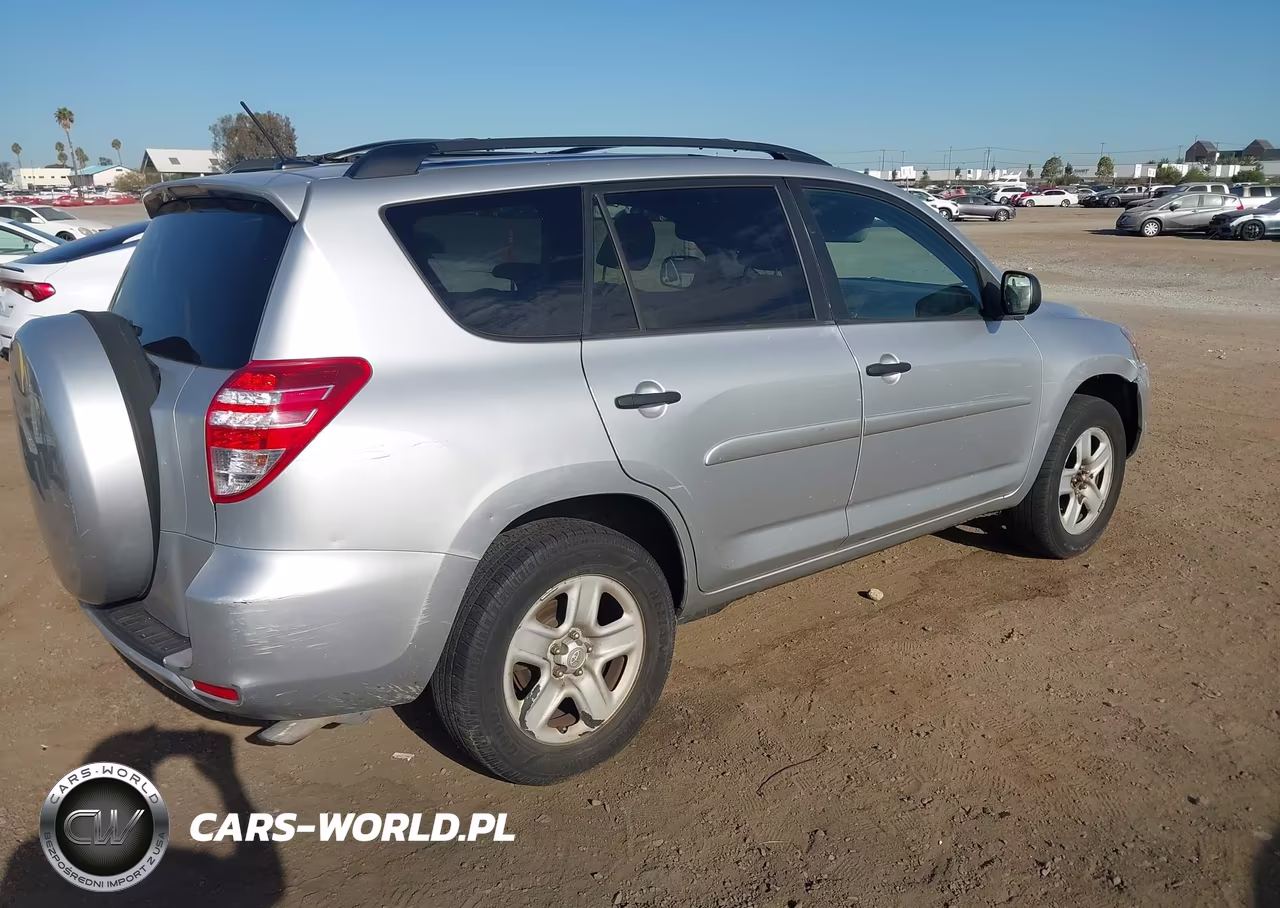 2011 Toyota Rav4 VIN:2T3ZF4DV0BW063844 - 4