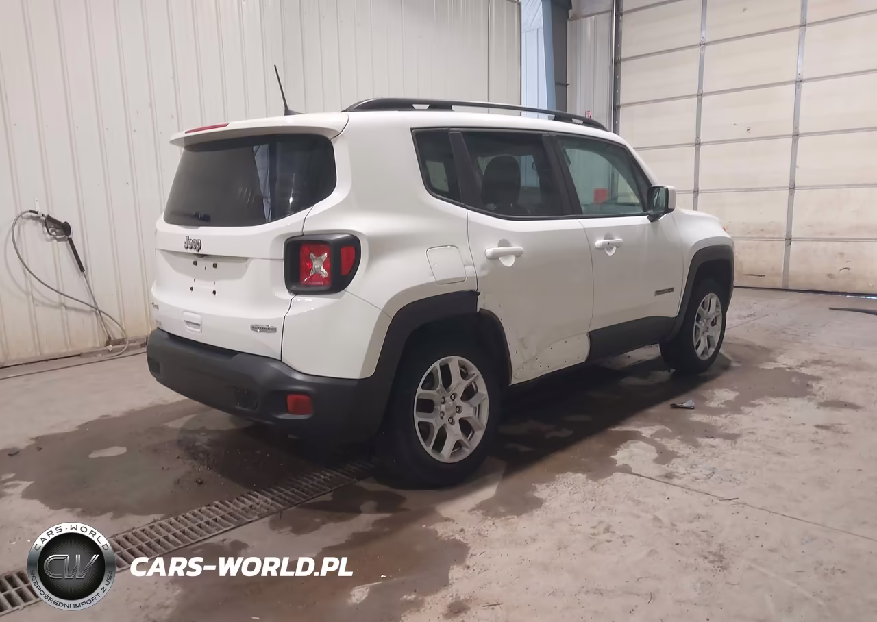 2018 Jeep Renegade Latitude 4X4 VIN:ZACCJBBB9JPJ17508 - 4