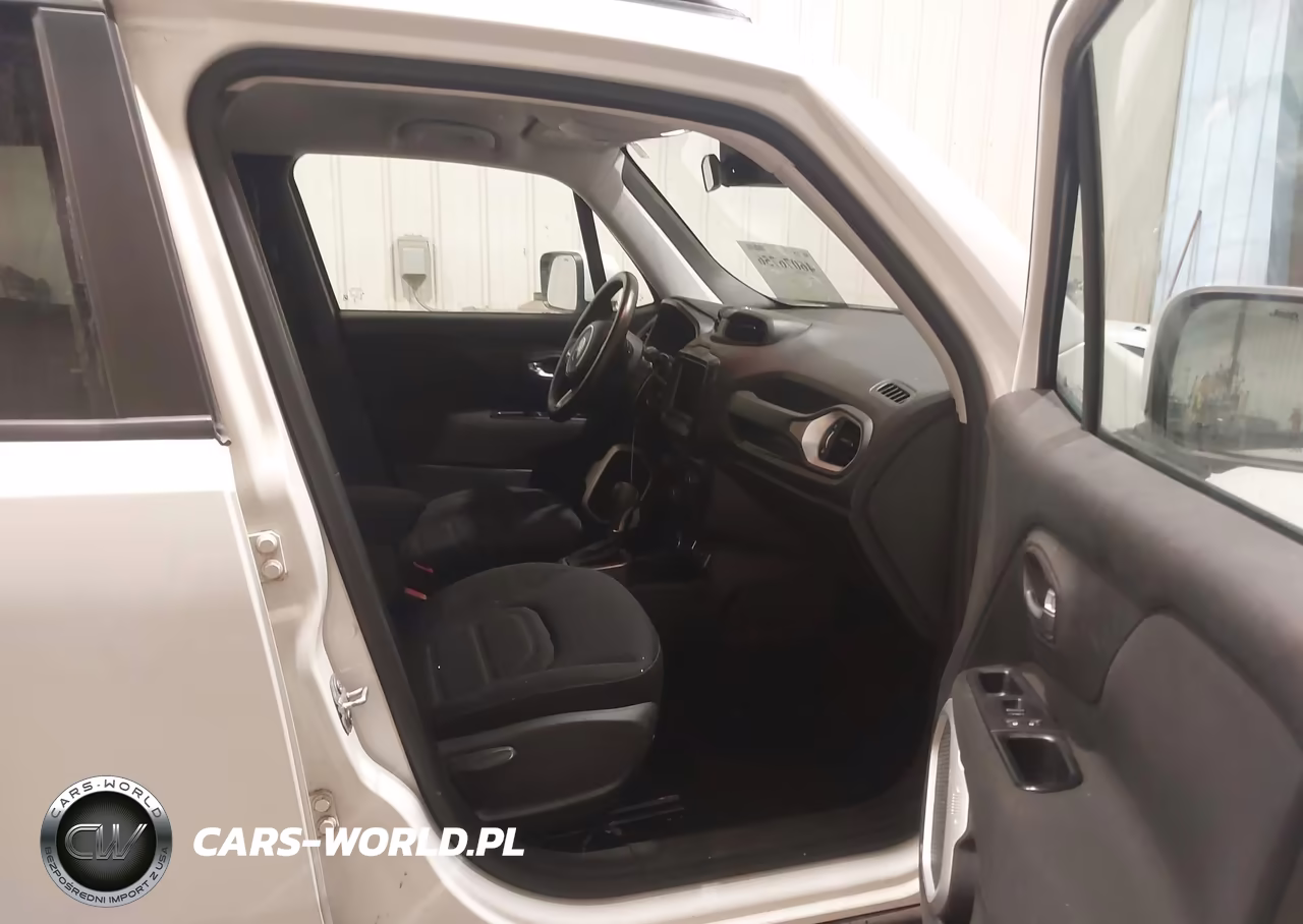 2018 Jeep Renegade Latitude 4X4 VIN:ZACCJBBB9JPJ17508 - 5