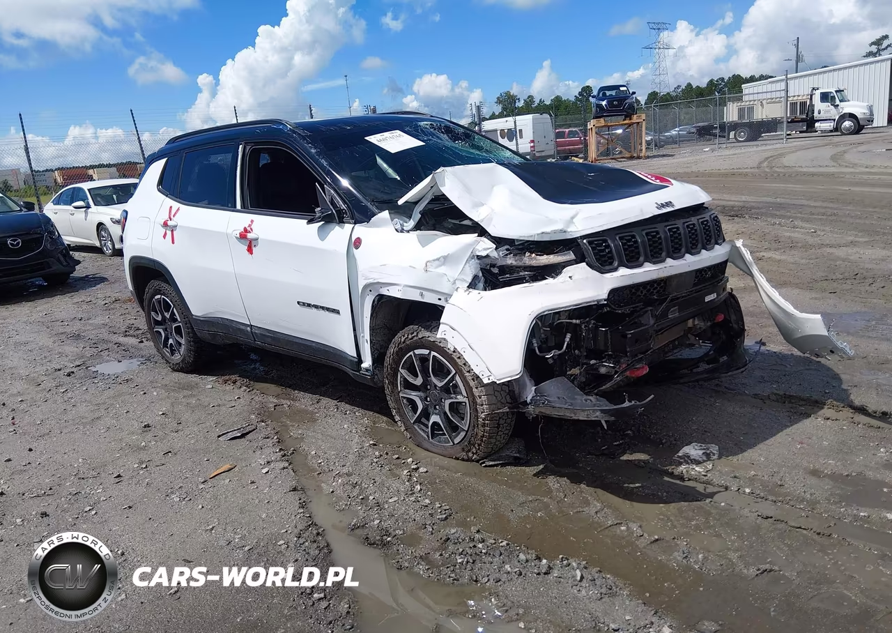 2025 Jeep Compass Trailhawk 4X4