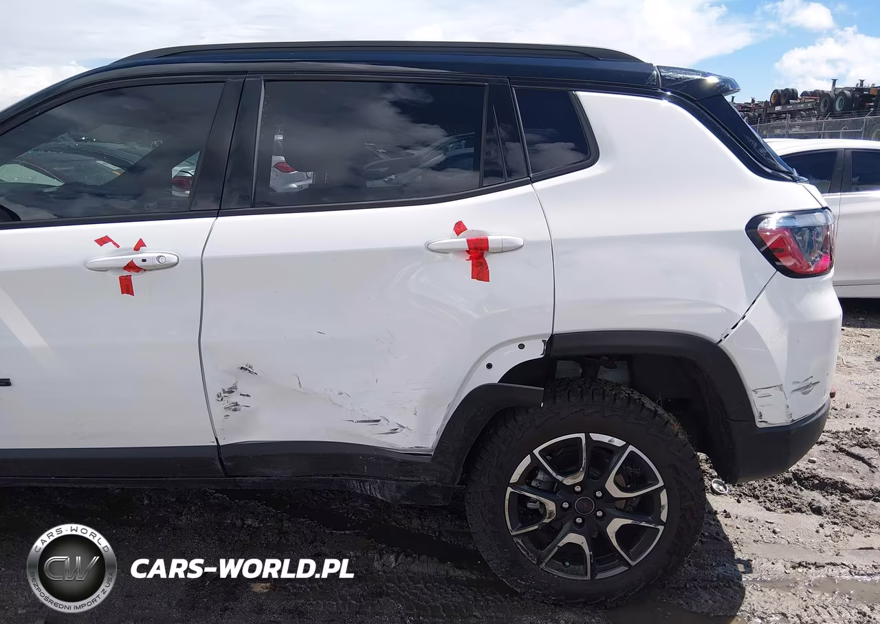 2025 Jeep Compass Trailhawk 4X4 VIN:3C4NJDDN6ST612368 - 16