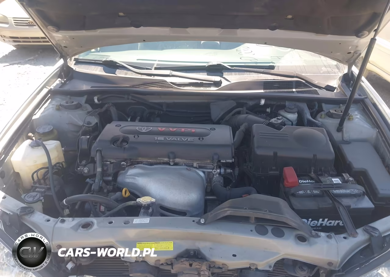 2004 Toyota Camry Le VIN:4T1BE32K24U907983 - 10