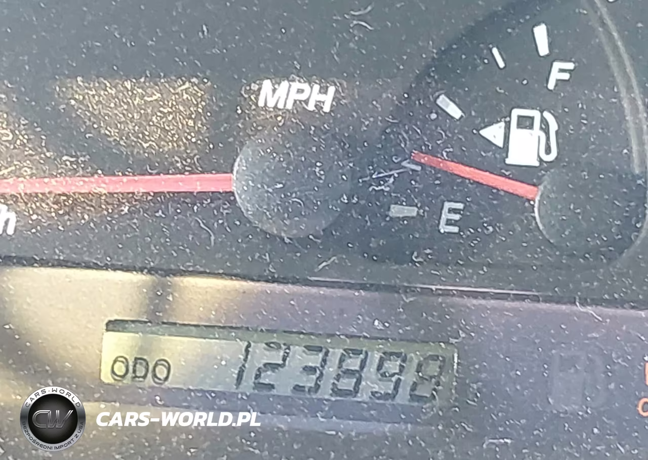 2004 Toyota Camry Le VIN:4T1BE32K24U907983 - 15