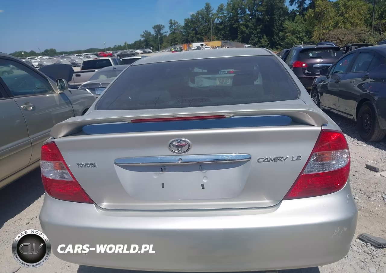 2004 Toyota Camry Le VIN:4T1BE32K24U907983 - 16