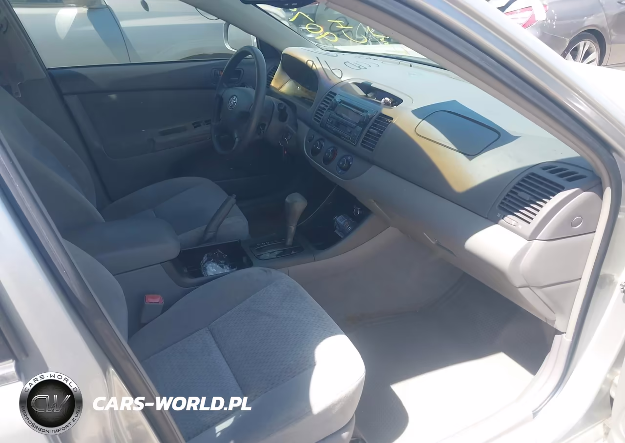 2004 Toyota Camry Le VIN:4T1BE32K24U907983 - 5