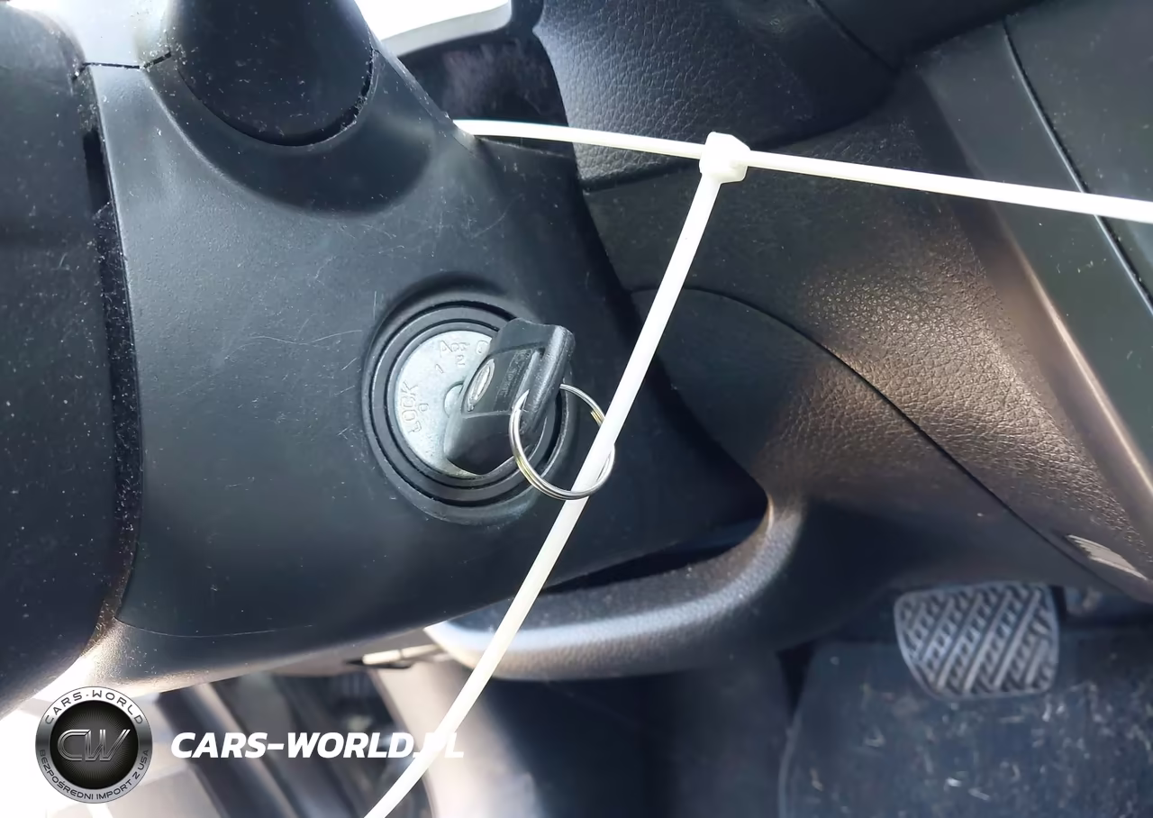 2017 Nissan Sentra S VIN:3N1AB7AP3HY252817 - 11