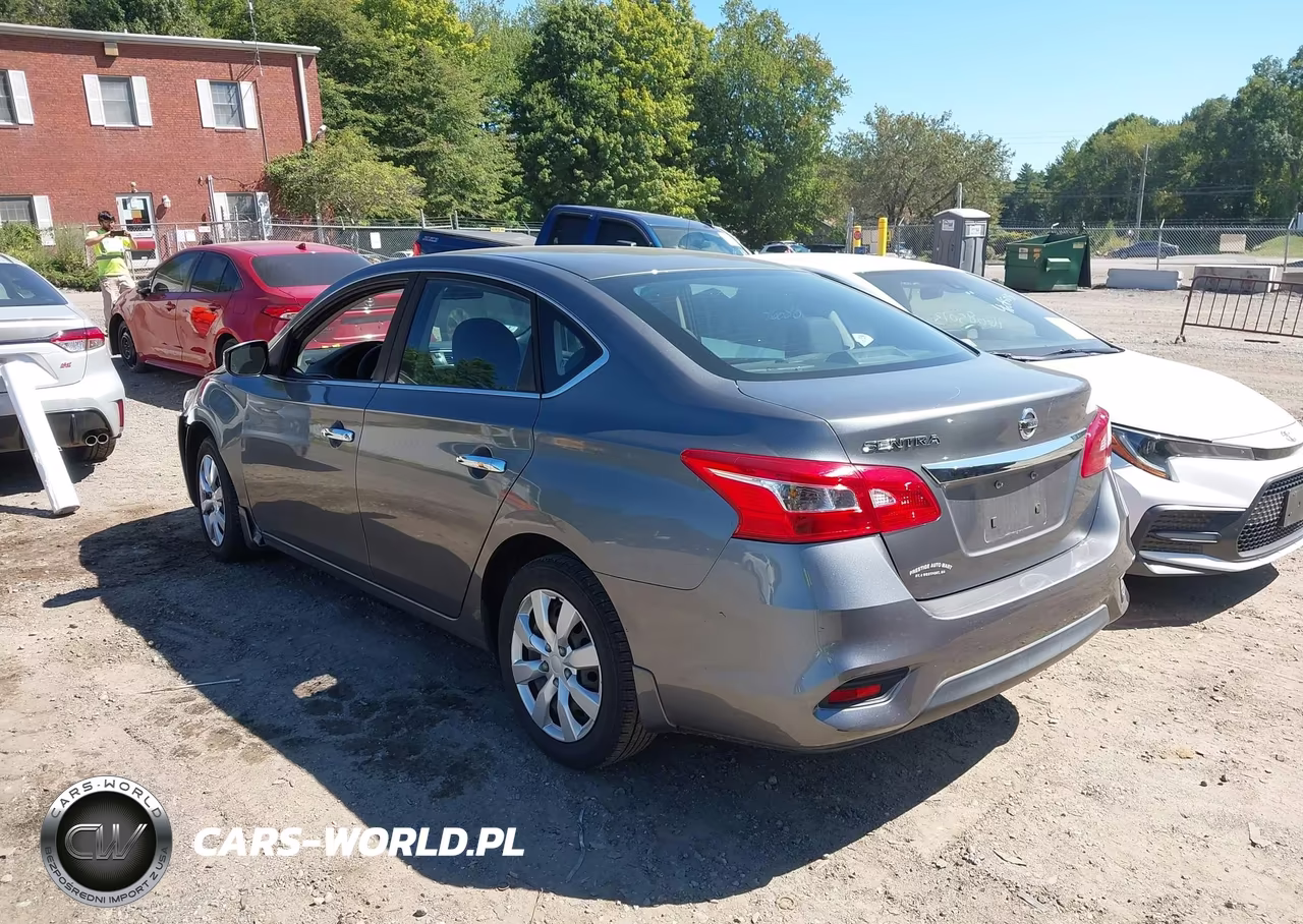 2017 Nissan Sentra S VIN:3N1AB7AP3HY252817 - 3