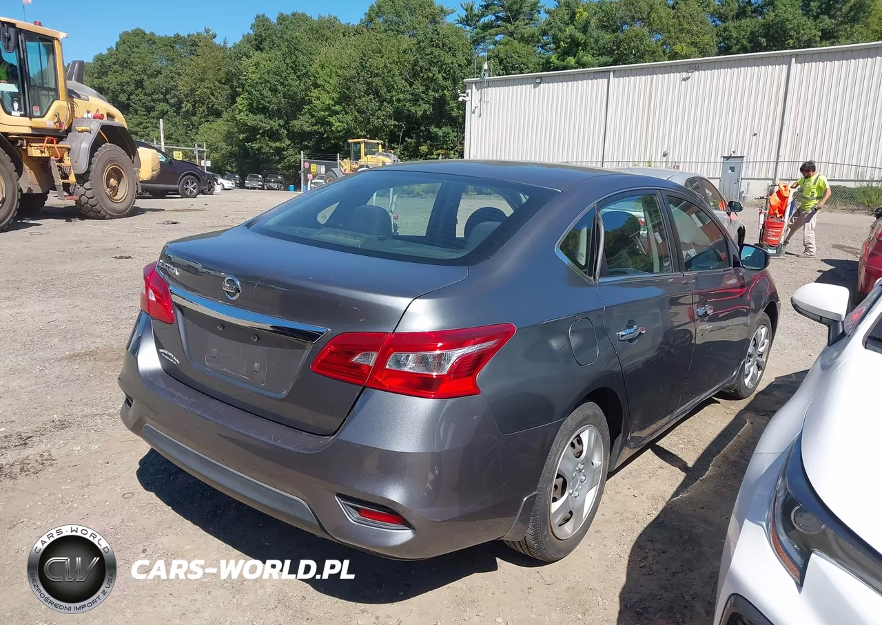 2017 Nissan Sentra S VIN:3N1AB7AP3HY252817 - 4