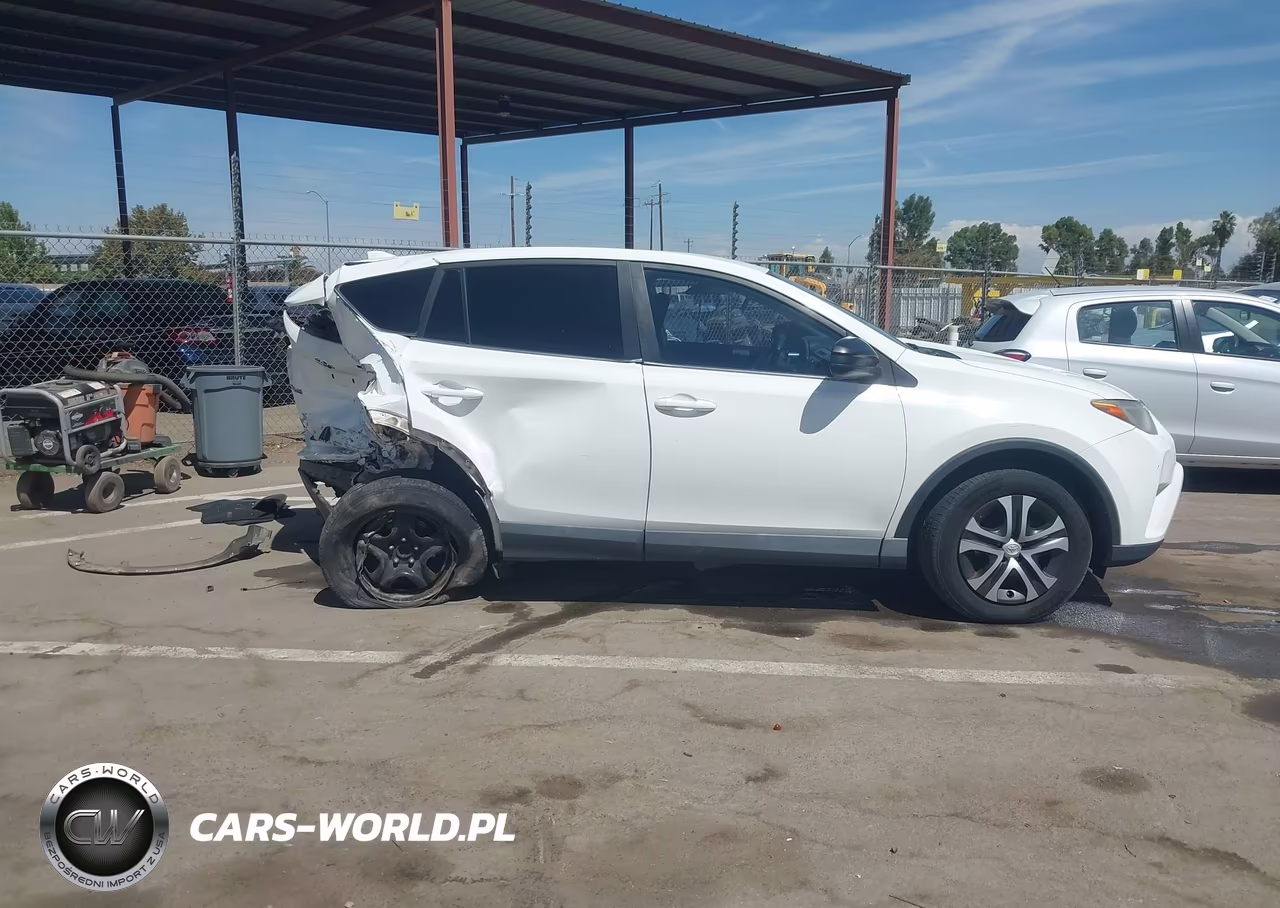 2018 Toyota Rav4 Le VIN:2T3ZFREV3JW454500 - 14